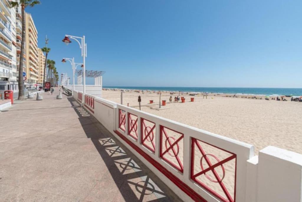 Apartamento Candari Playa En Cadiz Exterior photo